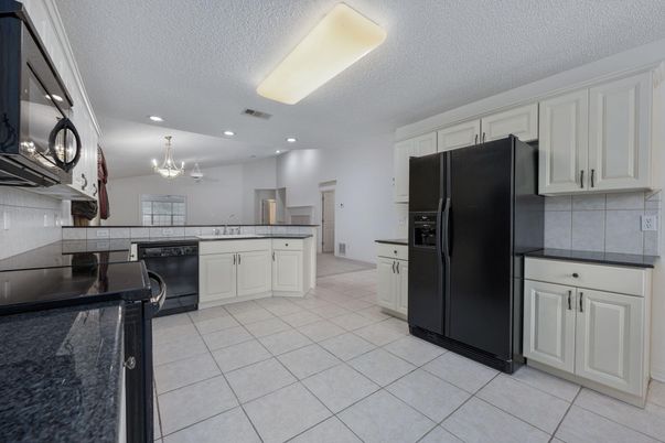 Chandelier, Interior, Kitchen, Recessed Lighting