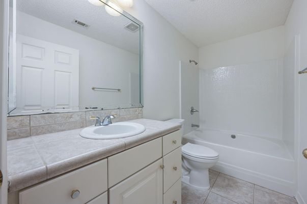 Bathroom, Interior, Tile Countertops