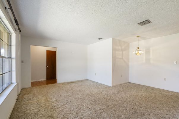 Empty room, Interior, Pendant Lights
