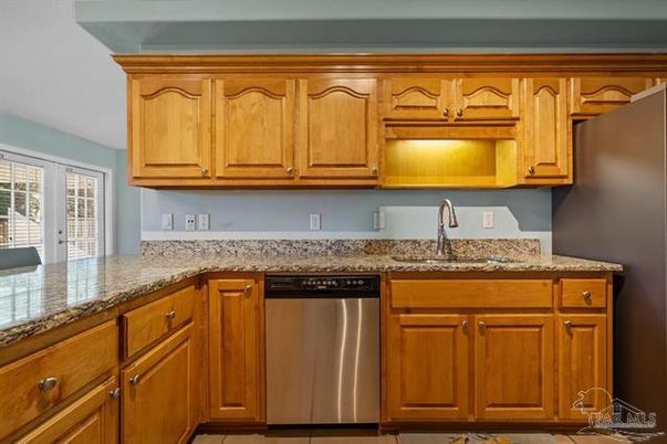 Interior, Kitchen, Stainless Steel Appliances