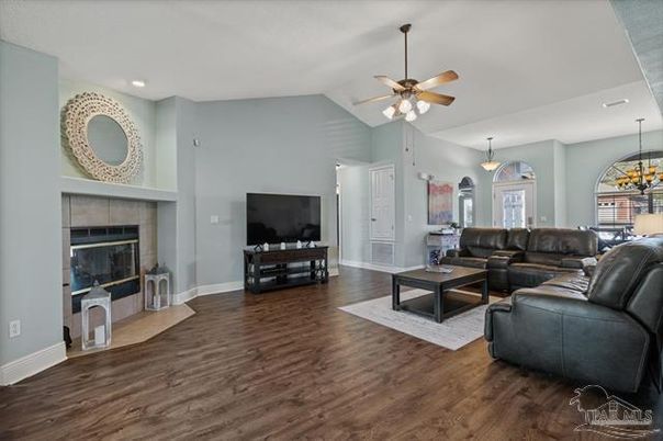 Fireplace, Interior, Living room, Pendant Lights, Recessed Lighting, Wood Texture Flooring