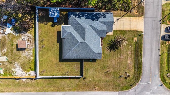 Exterior, Drone