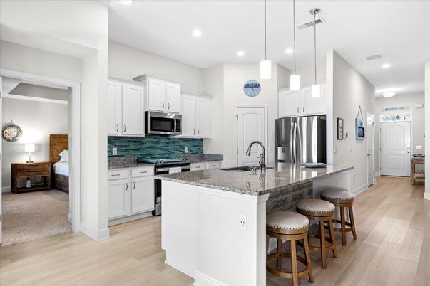 Bedroom, Interior, Kitchen, Pendant Lights, Recessed Lighting, Stainless Steel Appliances, Wood Texture Flooring