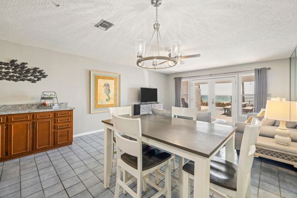 Dining room, Interior, Pendant Lights