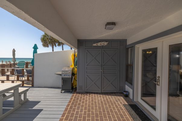 Exterior, Water