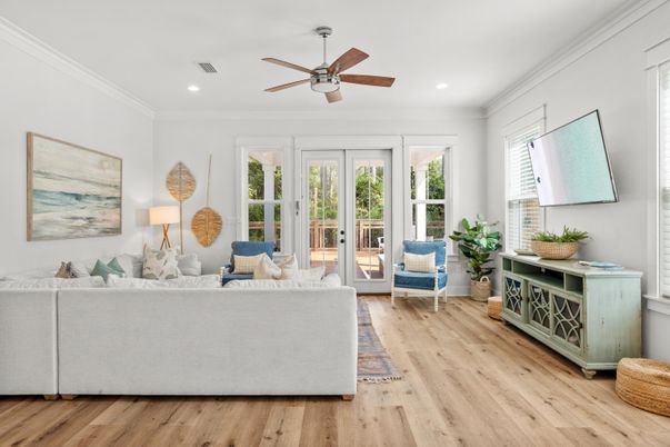 Interior, Living room, Recessed Lighting, Wood Texture Flooring