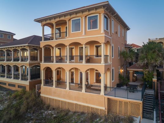 Exterior, Facade, Mediterranean