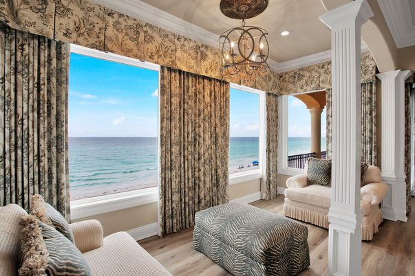 Chandelier, Interior, Recessed Lighting, Water, Wood Texture Flooring
