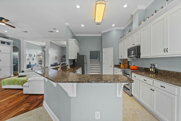 Interior, Kitchen, Living room, Recessed Lighting, Wood Texture Flooring