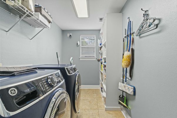 Interior, Washer