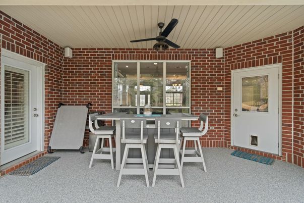 Dining room, Interior