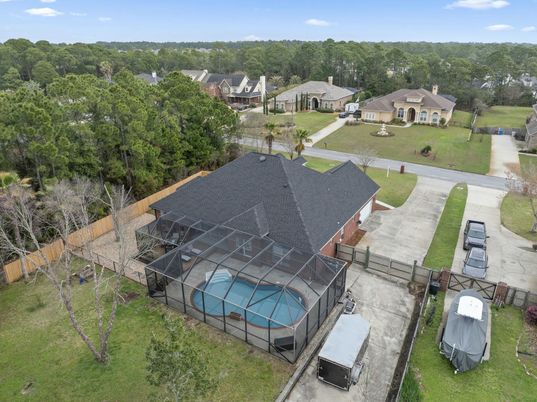 Exterior, Drone
