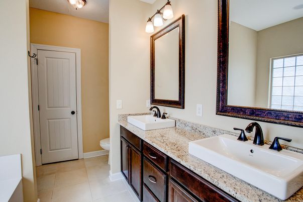 Bathroom, Dual Sink Vanities, Interior