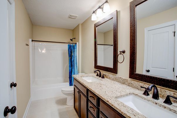 Bathroom, Dual Sink Vanities, Interior