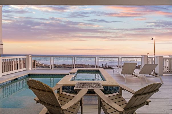 Exterior, Pool, Water