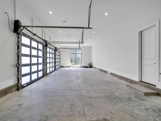 Garage, Interior, Recessed Lighting