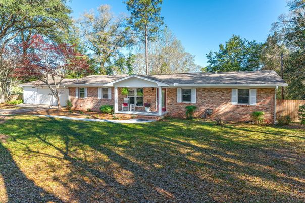 Attached, Exterior, Facade, Brick Facade, Ranch