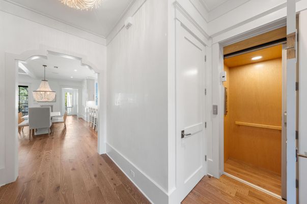 Chandelier, Dining room, Interior, Pendant Lights, Recessed Lighting, Wood Texture Flooring