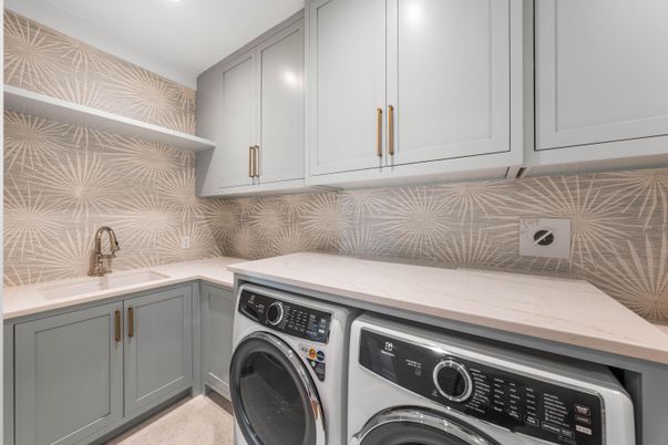Interior, Recessed Lighting, Washer