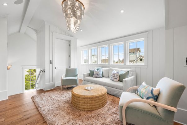 Chandelier, Interior, Living room, Recessed Lighting, Wood Texture Flooring
