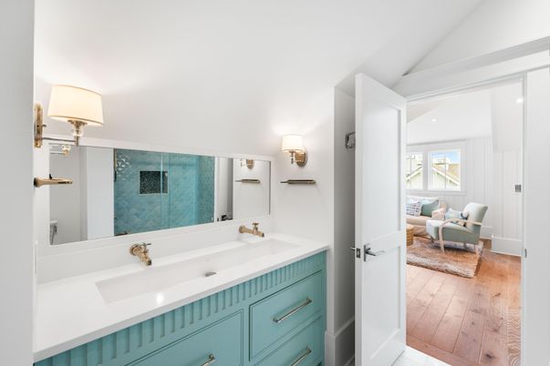 Bathroom, Interior, Recessed Lighting, Wood Texture Flooring