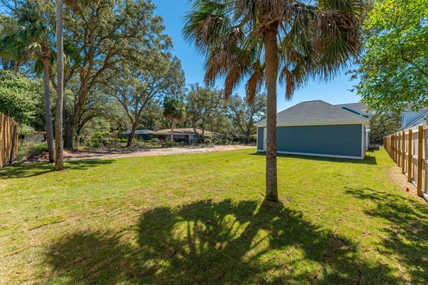 Backyard, Detached Garage, Exterior
