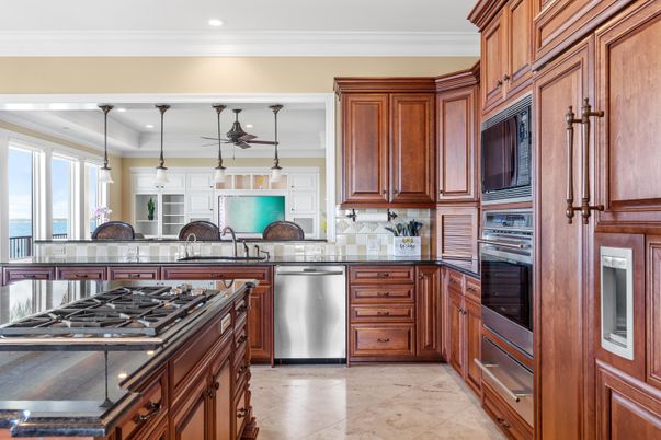Interior, Kitchen, Pendant Lights, Recessed Lighting, Stainless Steel Appliances