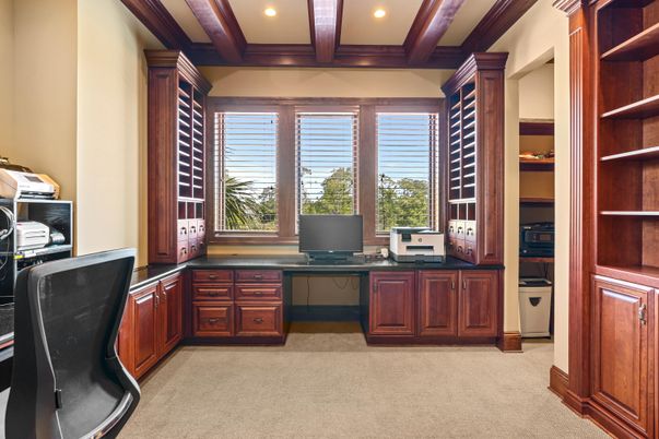 Home Office, Interior, Recessed Lighting, Wooden Beams