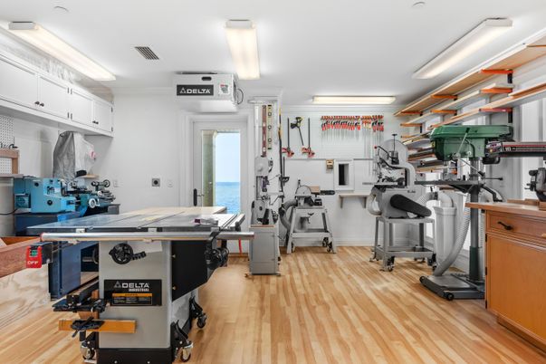 Fitness Equipment, Interior, Kitchen, Wood Texture Flooring