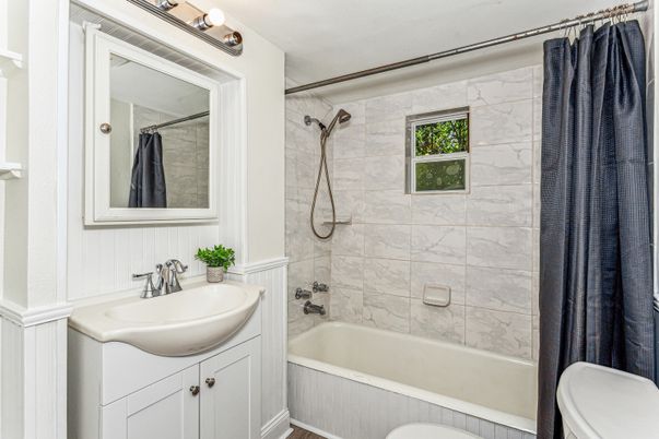 Bathroom, Interior, Marble Walls