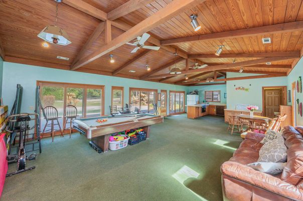 Billiard Table, Game Room, Interior, Wooden Beams, Wooden Ceilings