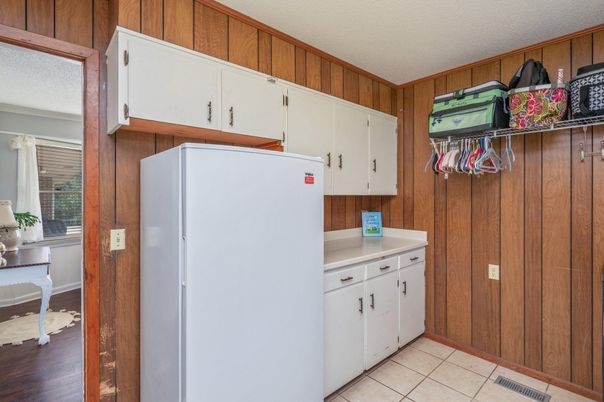 Interior, Kitchen, Wooden Walls