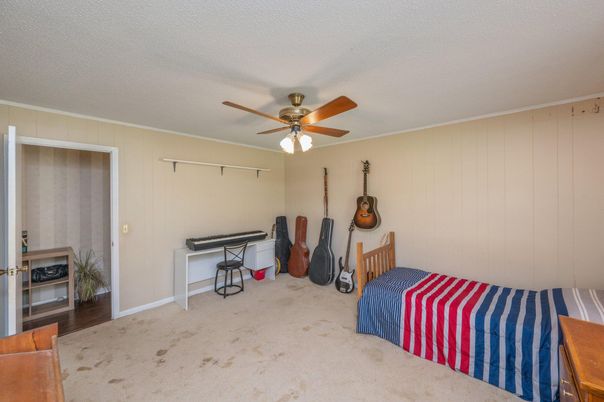 Bedroom, Interior, Piano
