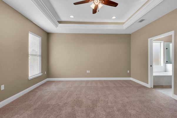 Empty room, Interior, Recessed Lighting
