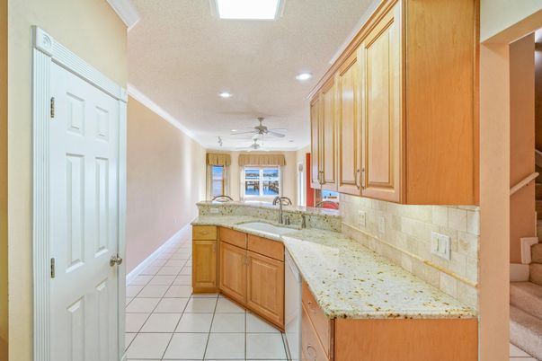 Interior, Kitchen, Recessed Lighting