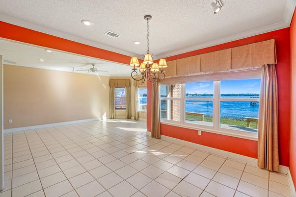 Chandelier, Empty room, Interior, Recessed Lighting, Water
