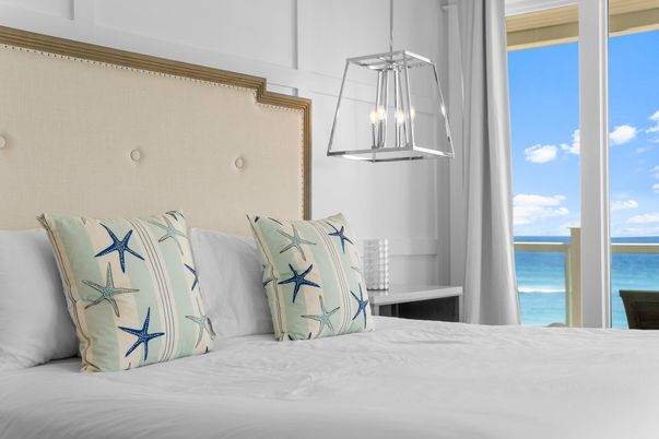 Bedroom, Interior, Pendant Lights, Water
