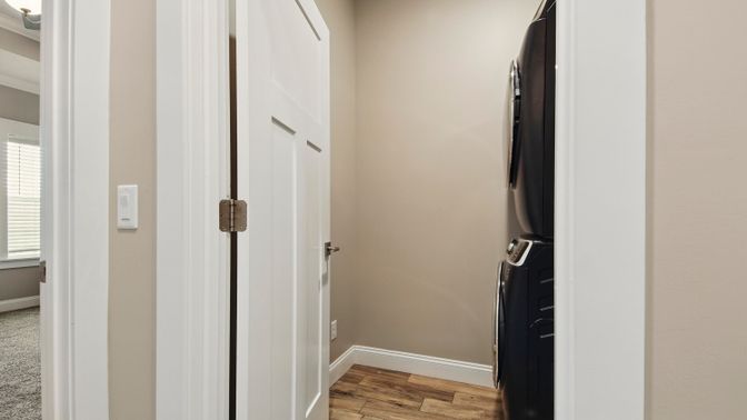 Interior, Washer, Wood Texture Flooring