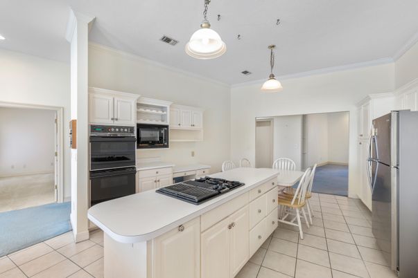Interior, Kitchen, Pendant Lights, Recessed Lighting