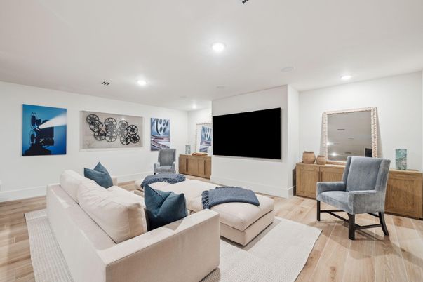 Interior, Living room, Recessed Lighting, Wood Texture Flooring