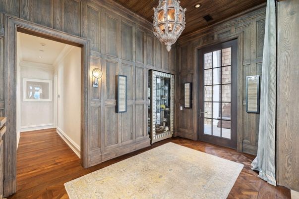 Chandelier, Interior, Recessed Lighting, Wooden Ceilings, Wood Texture Flooring, Wooden Walls