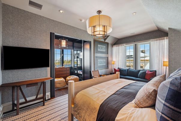 Bedroom, Chandelier, Interior, Recessed Lighting