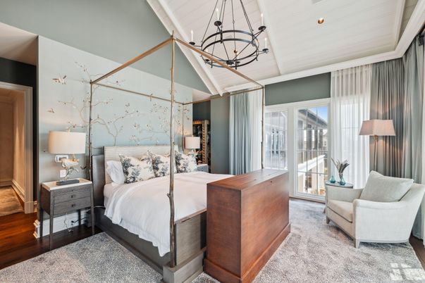 Bedroom, Chandelier, Interior, Pendant Lights, Wood Texture Flooring