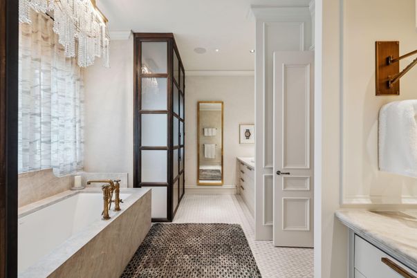 Bathroom, Interior, Recessed Lighting