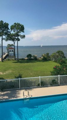 Exterior, Lake, Pool, Water