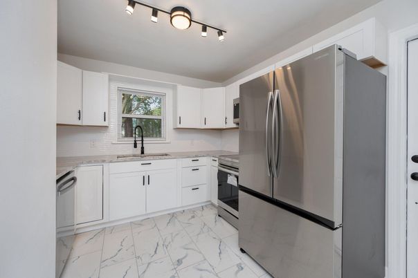 Interior, Kitchen, Marble, Stainless Steel Appliances