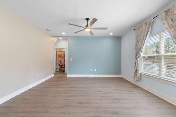 Empty room, Interior, Recessed Lighting, Wood Texture Flooring