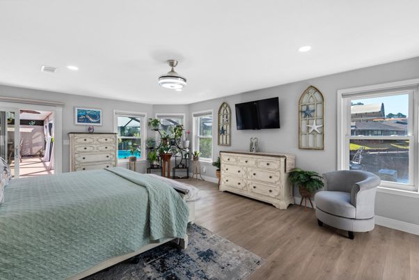Bedroom, Interior, Recessed Lighting, Wood Texture Flooring