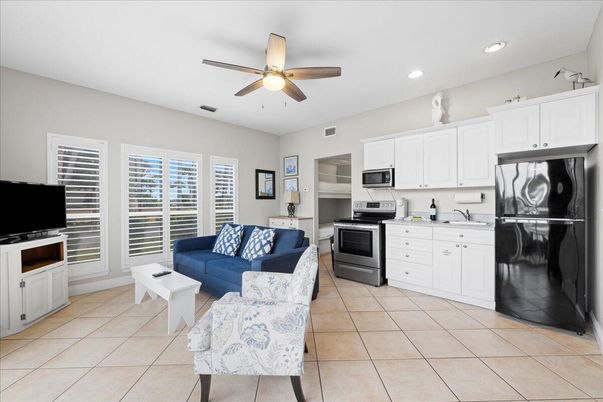 Interior, Kitchen, Living room, Recessed Lighting, Stainless Steel Appliances