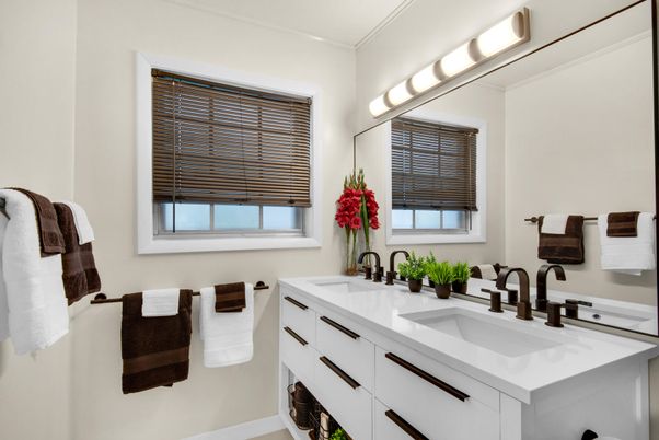 Bathroom, Dual Sink Vanities, Interior